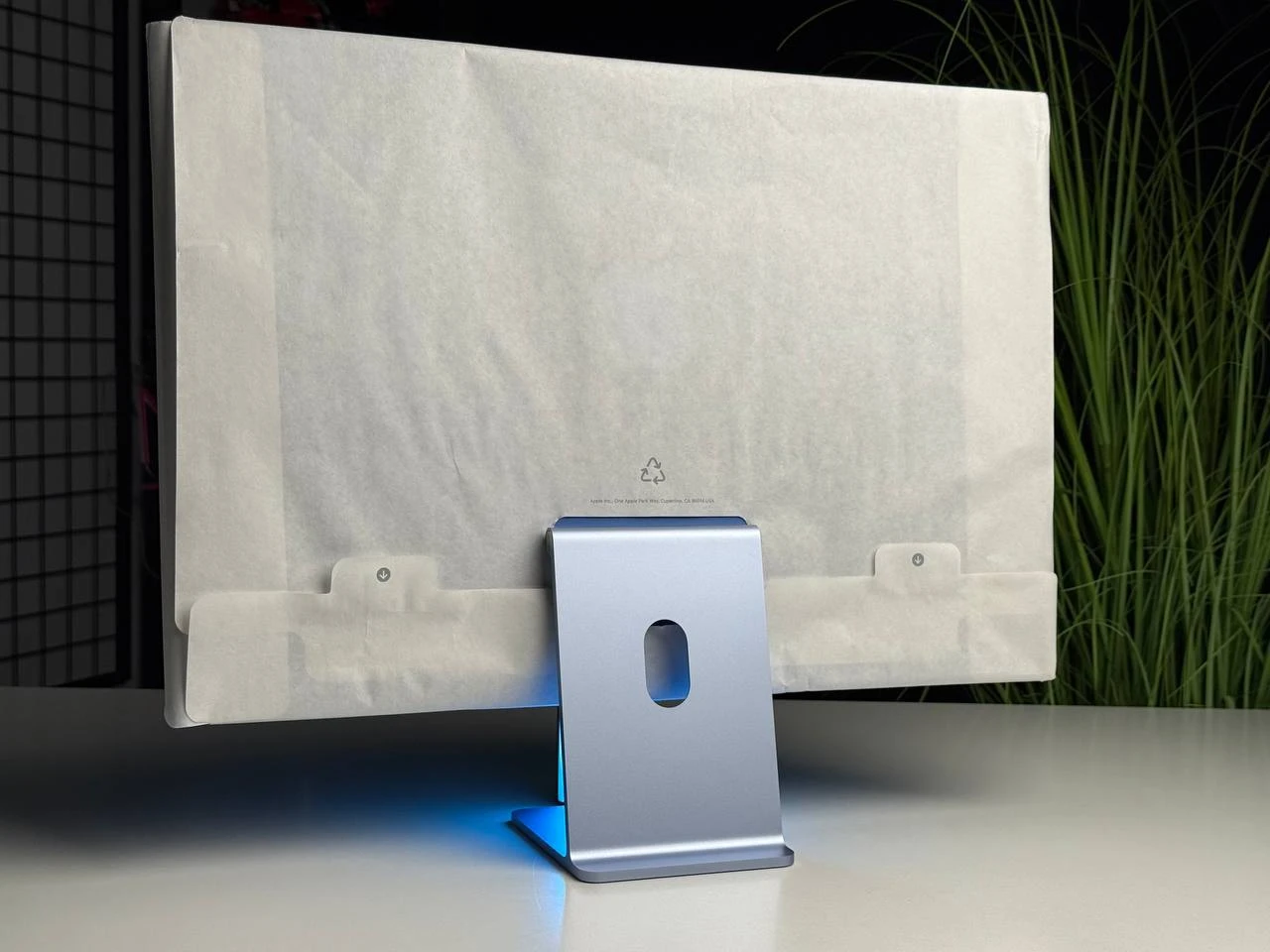 ВІТРИННИЙ Apple iMac 24" 2024 M4 8CPU/8GPU/16GB/256GB Blue (MWUF3) | Стан: гарний | Гарантія: 3 місяці | Комплект: повний