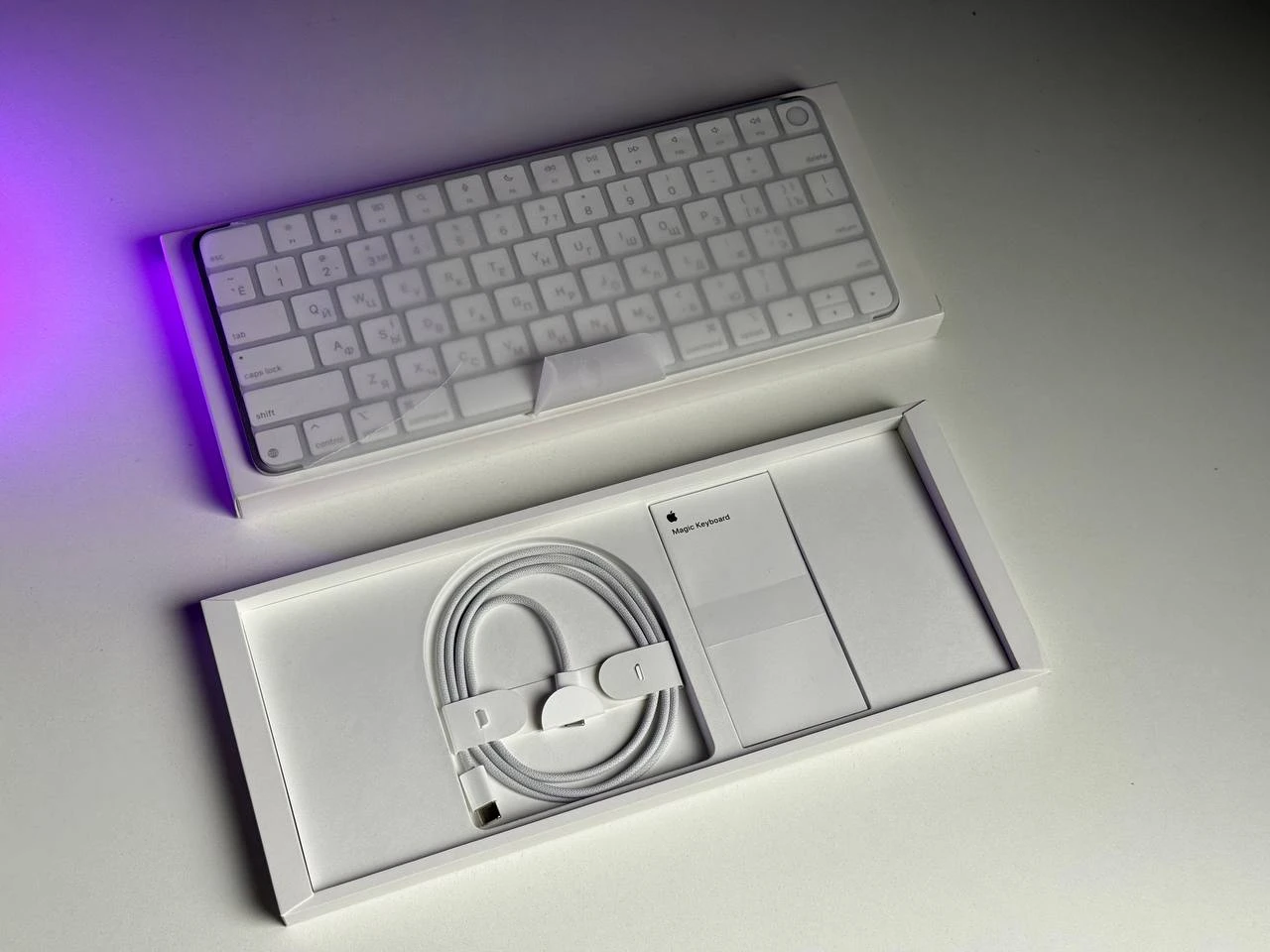 ВІТРИННА Клавіатура Apple Magic Keyboard with Touch ID for Mac models with Apple silicon [USB–C] - US English (MXCK3) - Стан: гарний | Акумулятор: 100% | Комплект: повний | Гарантія: 3 міс.