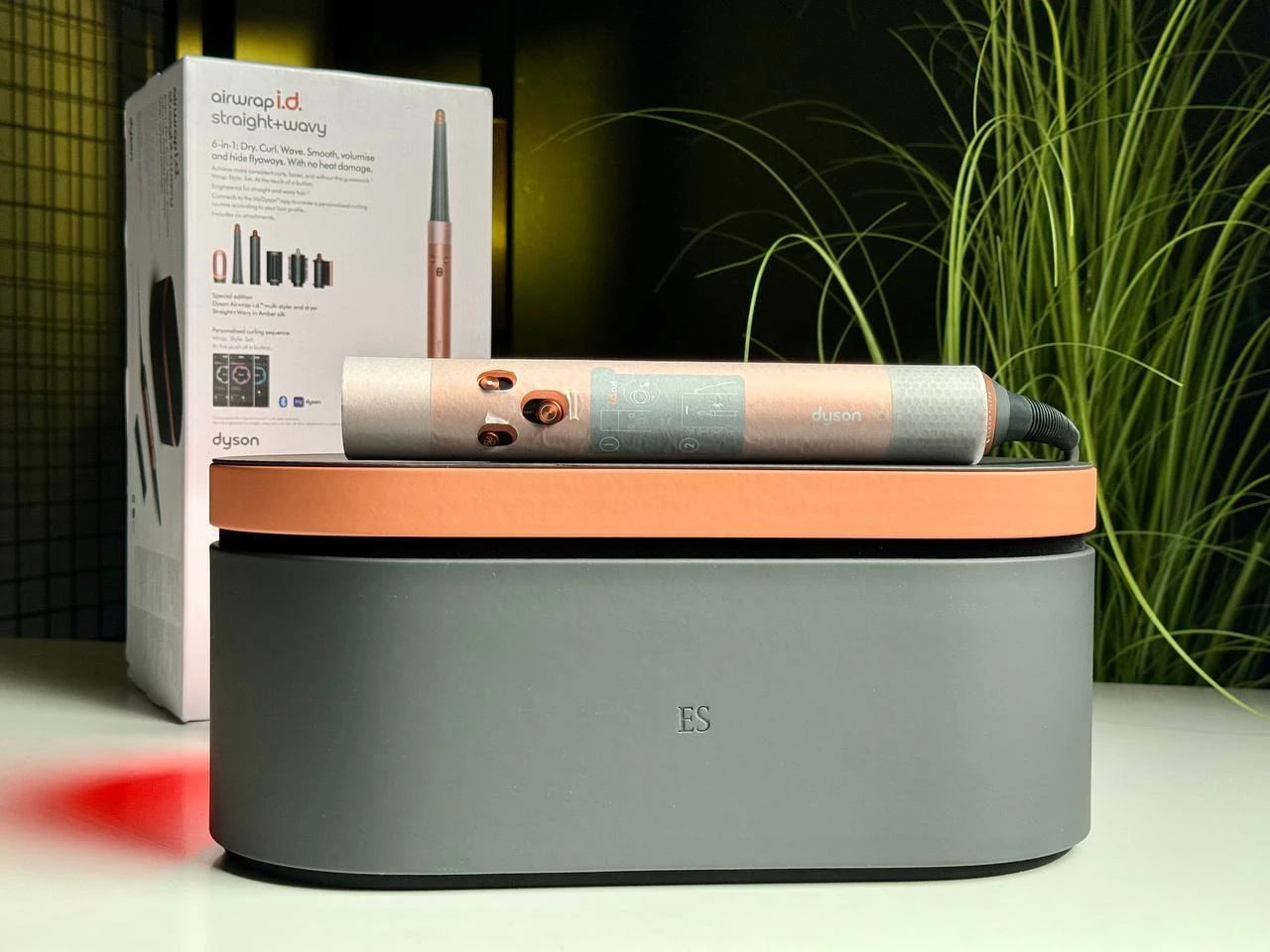 ВІТРИННИЙ Стайлер для прямого та хвилястого волосся Dyson Airwrap i.d. Multi-Styler and Dryer Straight to Wavy - Amber/Silk (123682-01) EU - Стан: гарний | Комплектація: повний | Гарантія: 3 міс.