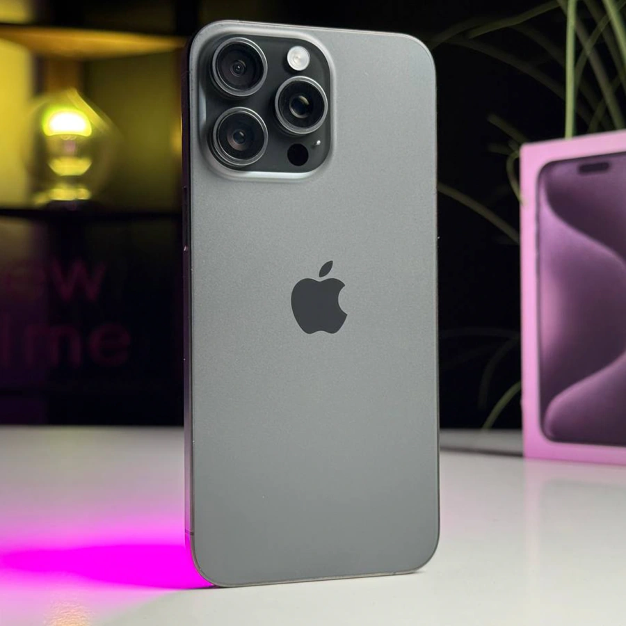 Б/У Apple iPhone 15 Pro Max 256GB Black Titanium (MU773) - Состояние: хорошее | Аккумулятор: 88% | Комплектация: полный | Гарантия: 3 мес.