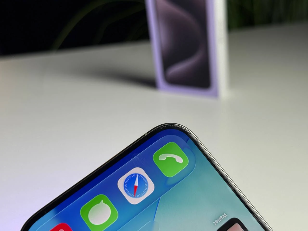 Б/У Apple iPhone 15 Pro Max 256GB Natural Titanium (MU793) - Состояние: хорошее | Аккумулятор: 100% | Комплектация: полный | Гарантия: 3 мес.