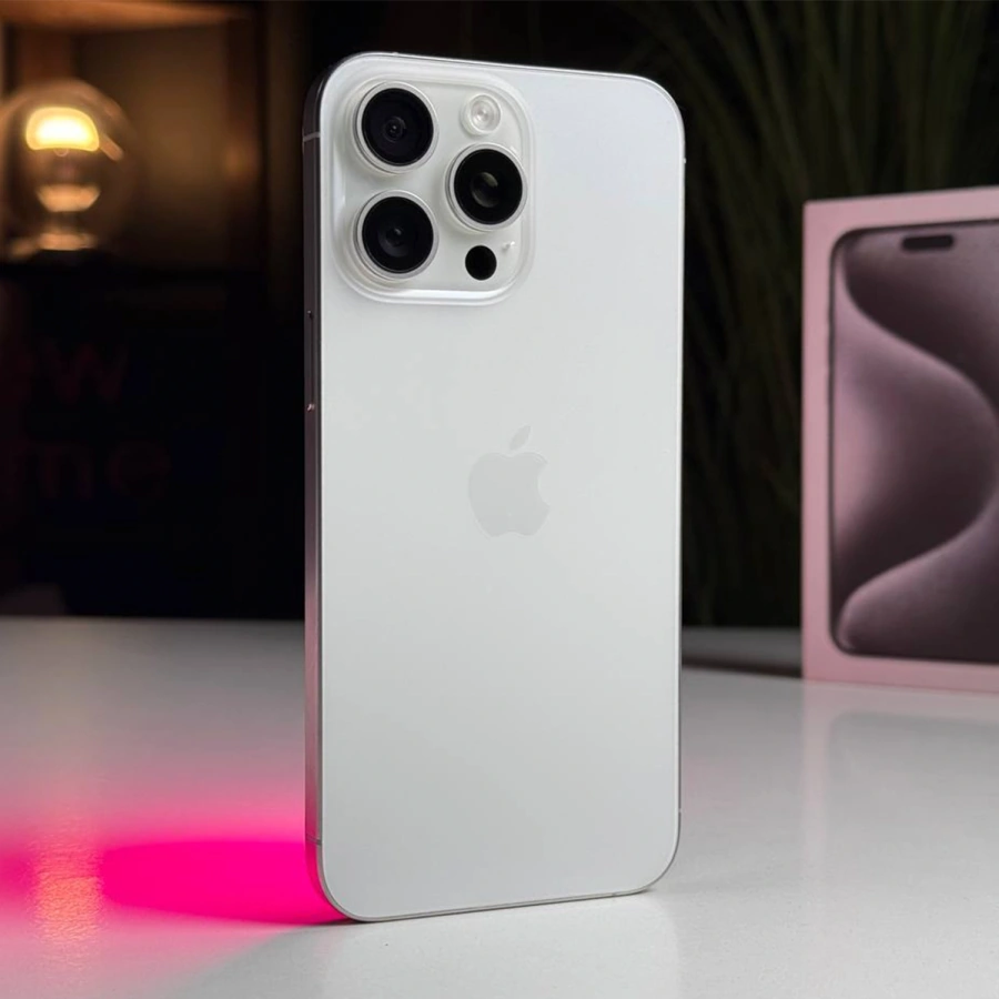 ВЖИВАНИЙ Apple iPhone 15 Pro Max 256GB White Titanium (MU783) - Стан: гарний | Акумулятор: 100% | Комплектація: повний | Гарантія: 3 міс.