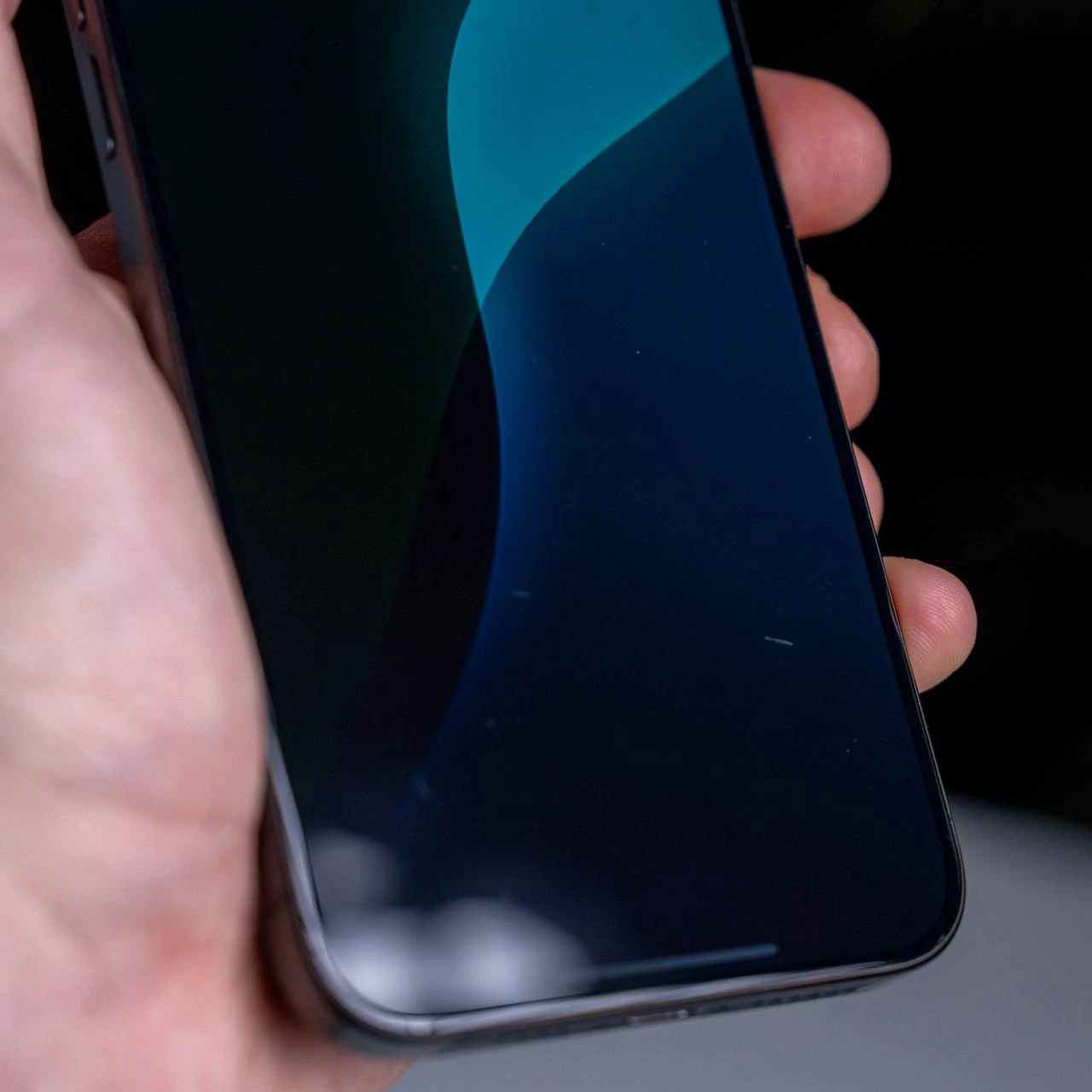 Б/У Apple iPhone 15 Pro Max 512GB Black Titanium (MU7C3) - Состояние: хорошее | Аккумулятор: 83% | Комплектация: полный | Гарантия: 3 мес.