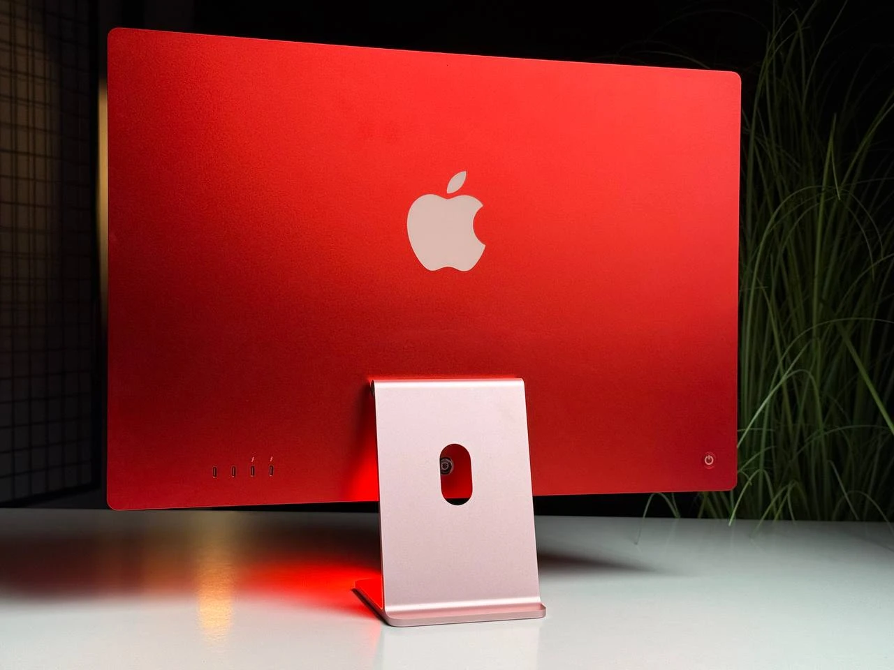 Б/У iMac 24" 4.5K Retina display Pink M1/8GB/256SSD (MGPM3) 2021 - Состояние: хорошее | Комплектация: полный | Гарантия: 3 мес.