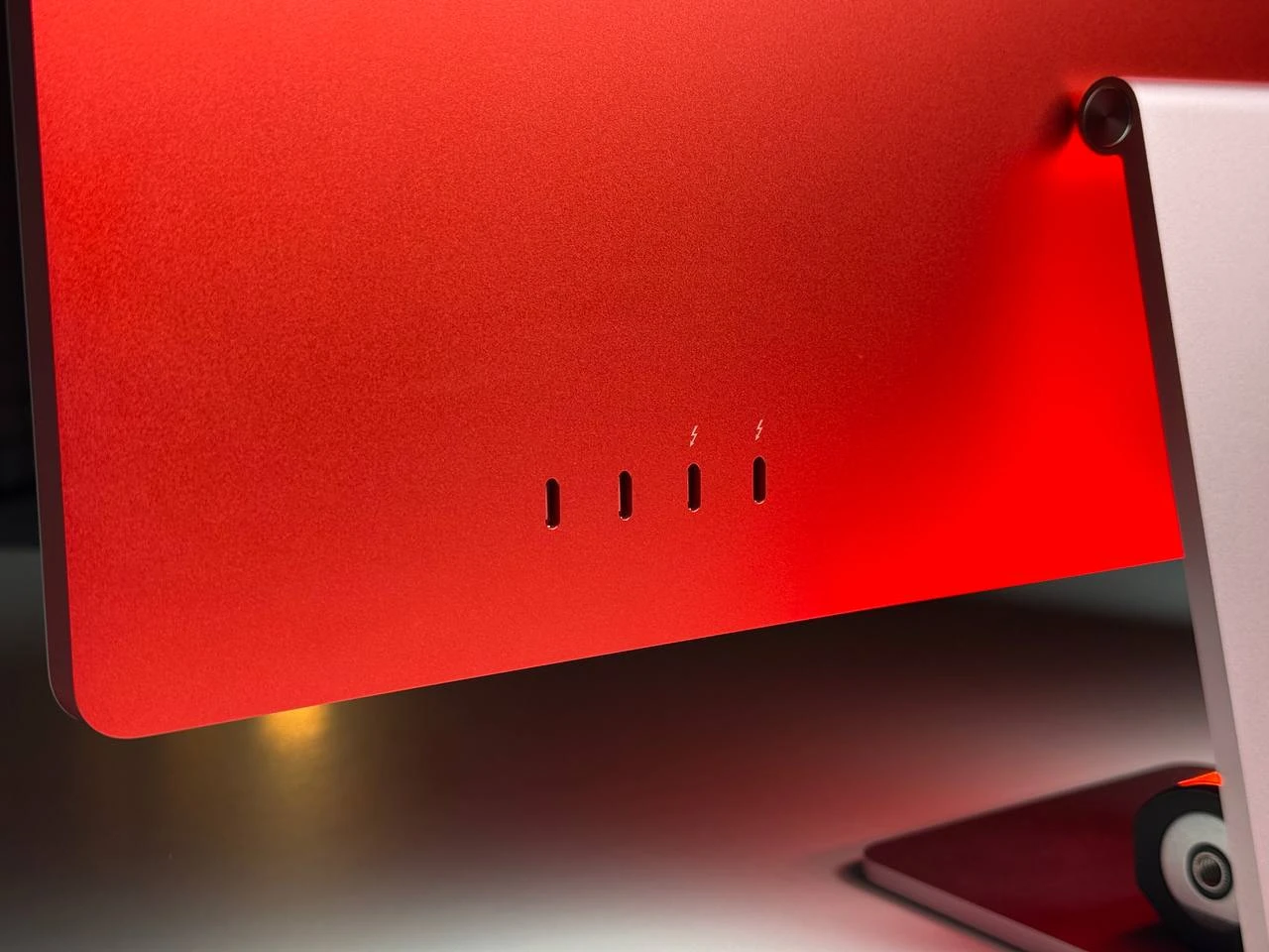 Б/У iMac 24" 4.5K Retina display Pink M1/8GB/256SSD (MGPM3) 2021 - Состояние: хорошее | Комплектация: полный | Гарантия: 3 мес.