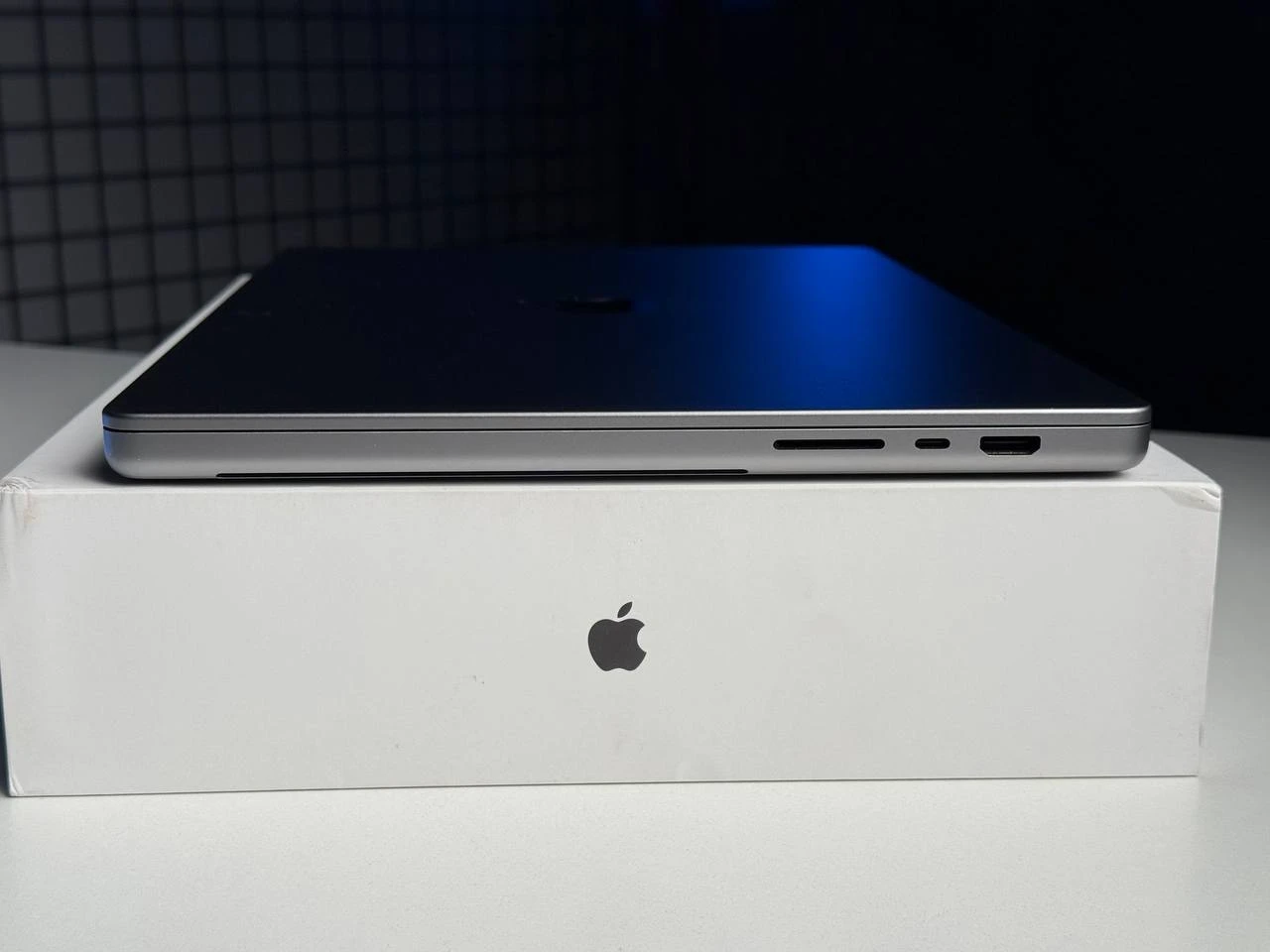 ВЖИВАНИЙ MacBook Pro 16 Space Gray M1 Pro/32GB/512SSD (Z14V0016E) 2021 - Стан: гарний | Акумулятор: 88% | Комплектація: повний | Гарантія: 3 міс.