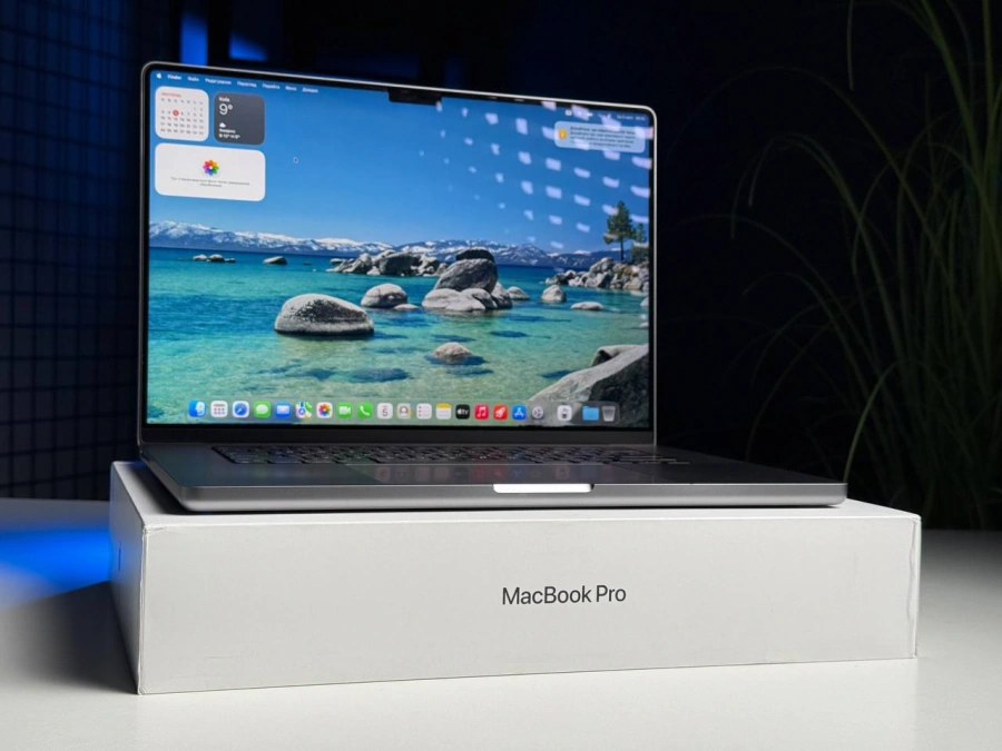 Б/У MacBook Pro 16 Space Gray M1 Pro/32GB/512SSD (Z14V0016E) 2021 - Состояние: хорошее | Аккумулятор: 88% | Комплектация: полный | Гарантия: 3 мес.