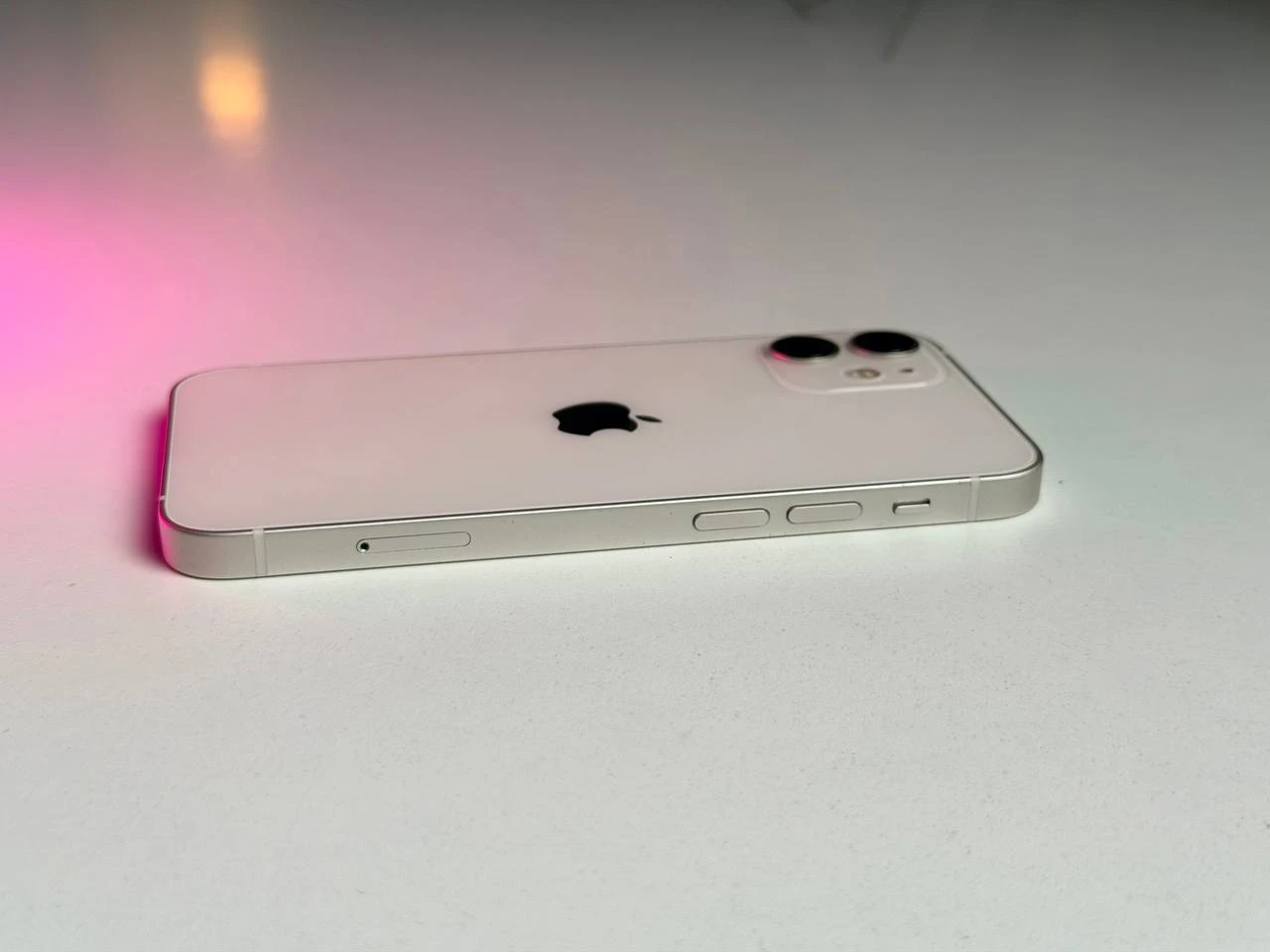 ВЖИВАНИЙ Apple iPhone 12 Mini 128GB White (MG8M3, MGE43) - Стан: гарний | Акумулятор: 100% | Комплектація: кабель, iPhone | Гарантія: 3 міс.