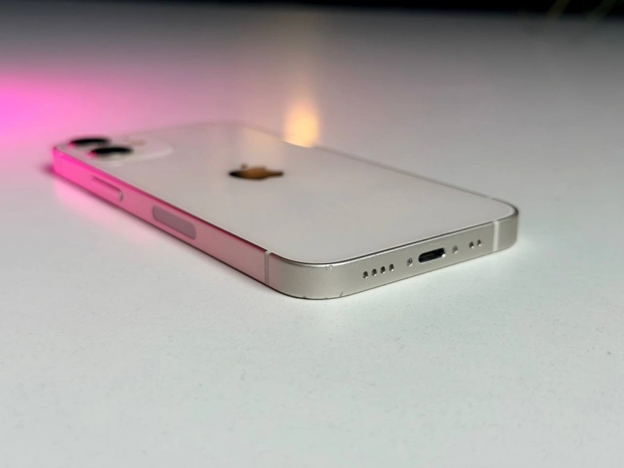 ВЖИВАНИЙ Apple iPhone 12 Mini 128GB White (MG8M3, MGE43) - Стан: гарний | Акумулятор: 100% | Комплектація: кабель, iPhone | Гарантія: 3 міс.