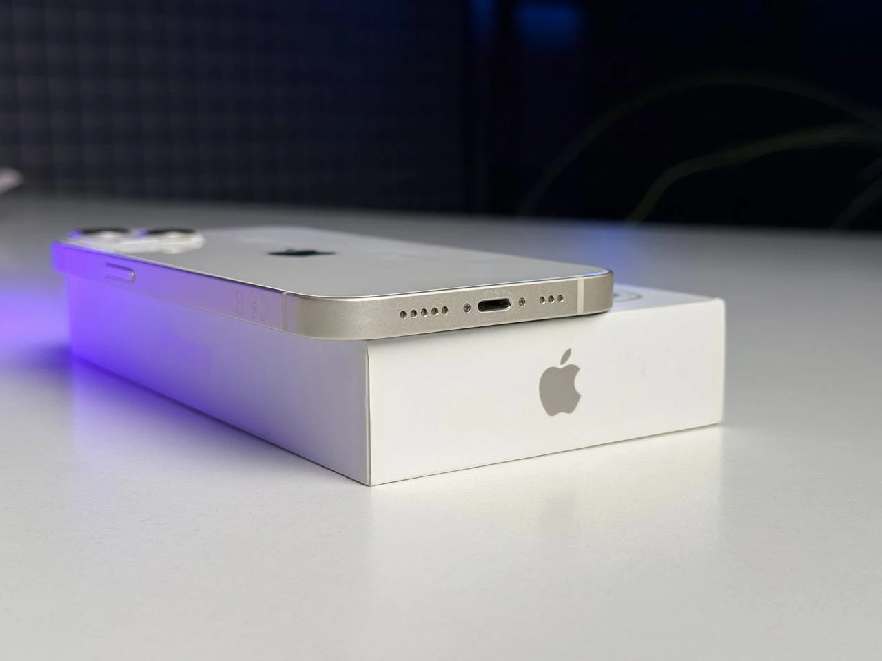 ВЖИВАНИЙ Apple iPhone 13 128GB Starlight (MLMM3, MLPG3) - Стан: гарний | Акумулятор: 91% | Комплектація: повний | Гарантія: 3 міс.