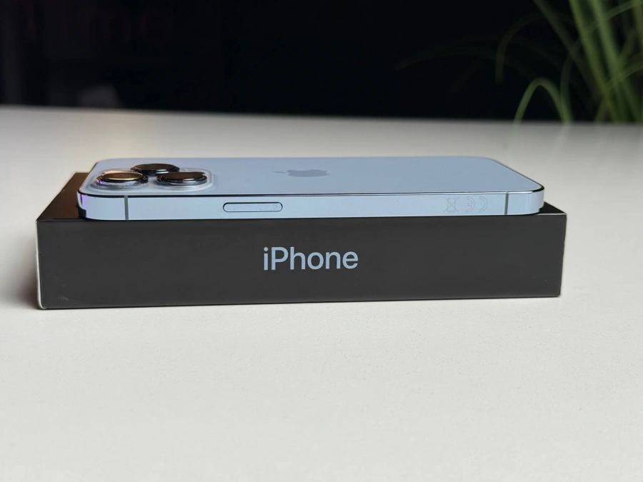 ВЖИВАНИЙ Apple iPhone 13 Pro 128GB Sierra Blue (MLTT3, MLVD3) - Стан: гарний | Акумулятор: 100% | Комплектація: повний | Гарантія: 3 міс.