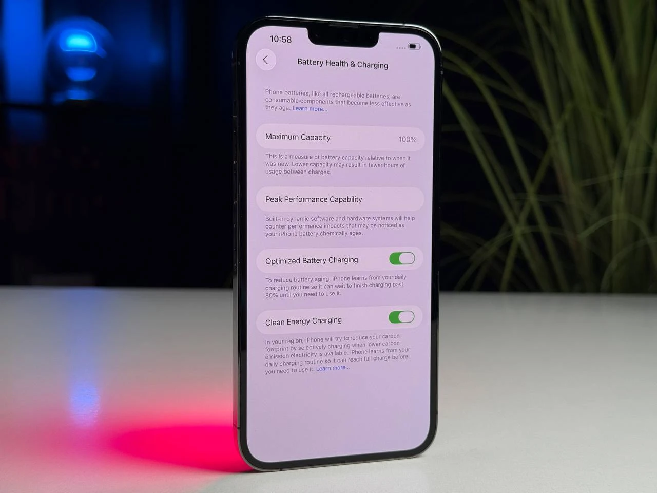 ВЖИВАНИЙ Apple iPhone 13 Pro Max 256GB Graphite (MLKR3, MLLA3) - Стан: задовільний | Акумулятор: 100% | Комплектація: iPhone, кабель | Гарантія: 3 міс.