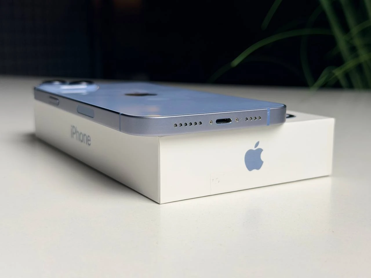 Б/У Apple iPhone 14 Plus 128GB Blue eSim (MQ3W3) - Состояние: хороший | Аккумулятор: 100% | Комплектация: полный | Гарантія: 3 мес.