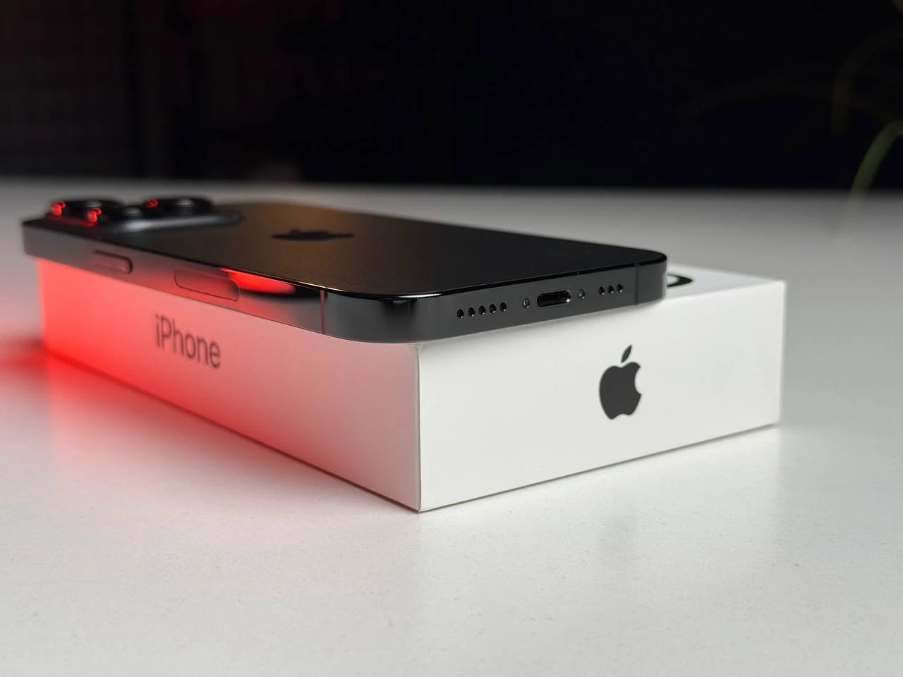 Б/У Apple iPhone 14 Pro 256GB Space Black eSim (MQ0N3) - Состояние: хороший | Аккумулятор: 100% | Комплектация: полный | Гарантія: 3 мес.