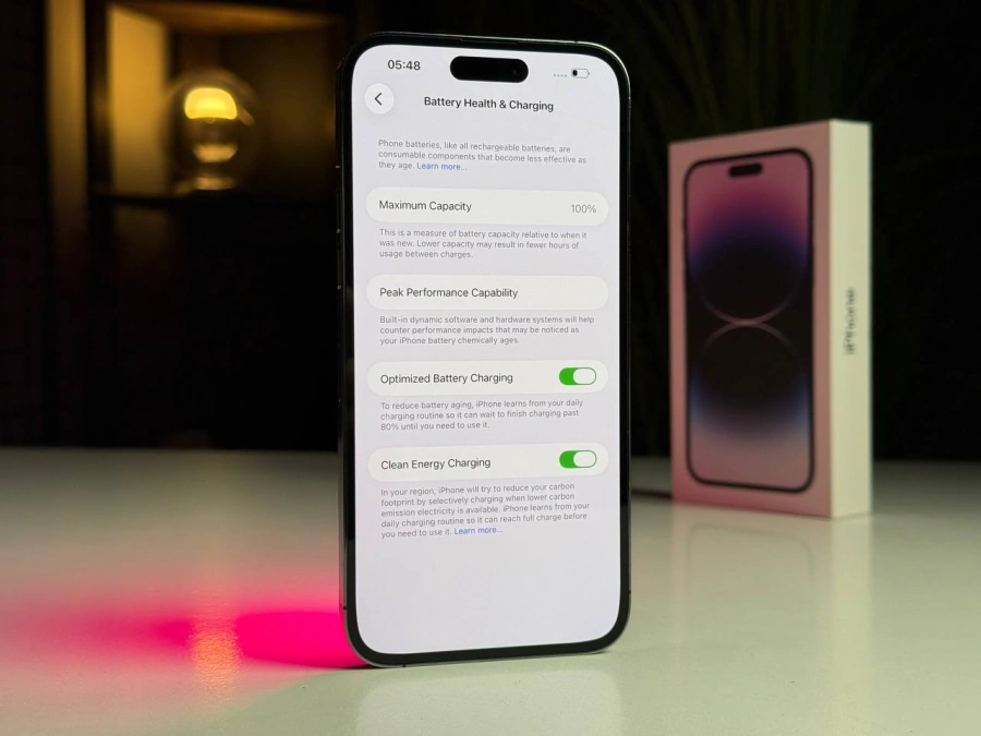 ВЖИВАНИЙ Apple iPhone 14 Pro Max 256GB Deep Purple (MQ9X3) - Стан: гарний (дефект на склі) | Акумулятор: 100% | Комплектація: повний | Гарантія: 3 міс.