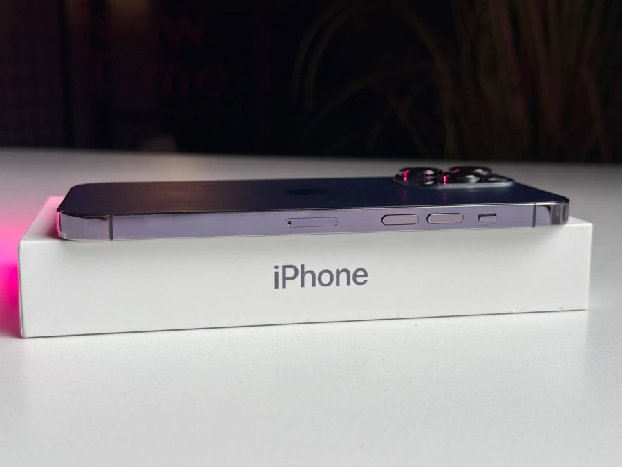 ВЖИВАНИЙ Apple iPhone 14 Pro Max 256GB Deep Purple (MQ9X3) - Стан: гарний (дефект на склі) | Акумулятор: 100% | Комплектація: повний | Гарантія: 3 міс.