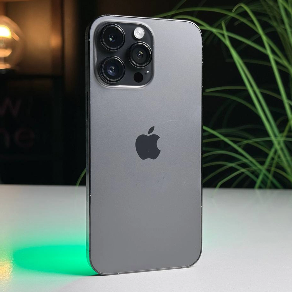 Б/У Apple iPhone 14 Pro Max 256GB Space Black eSim (MQ8T3) - Состояние: удовлетворительный | Аккумулятор: 100% | Комплектация: iPhone, кабель | Гарантія: 3 мес.