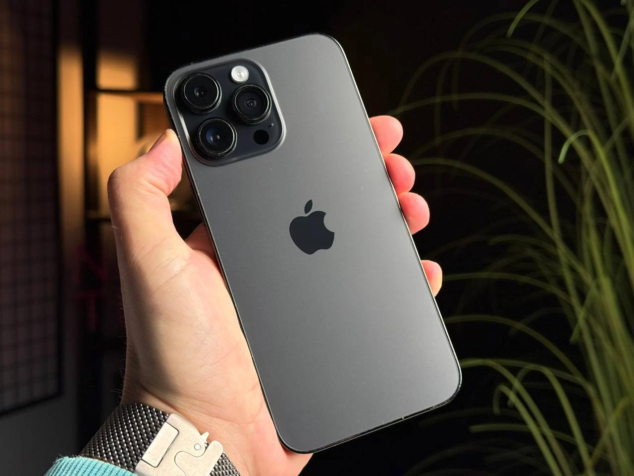 Б/У Apple iPhone 14 Pro Max 512GB Space Black (MQAF3) - Состояние: удовлетворительный | Аккумулятор: 100% | Комплектация: iPhone, кабель | Гарантія: 3 мес.