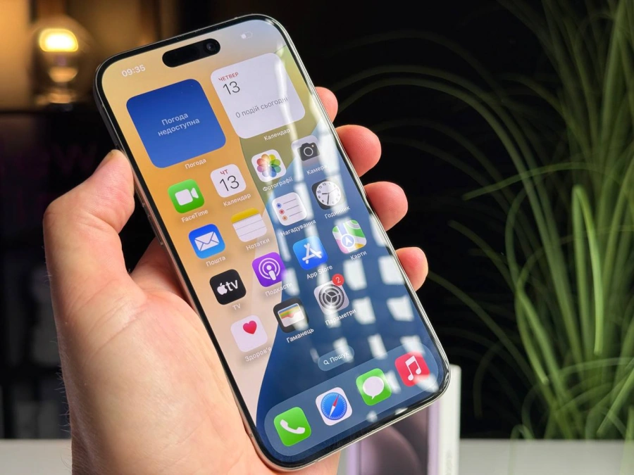 ВЖИВАНИЙ Apple iPhone 15 Pro 256GB Natural Titanium eSim (MTQU3) - Стан: ідеальний | Акумулятор: 91% | Комплектація: повний | Гарантія: 3 міс.
