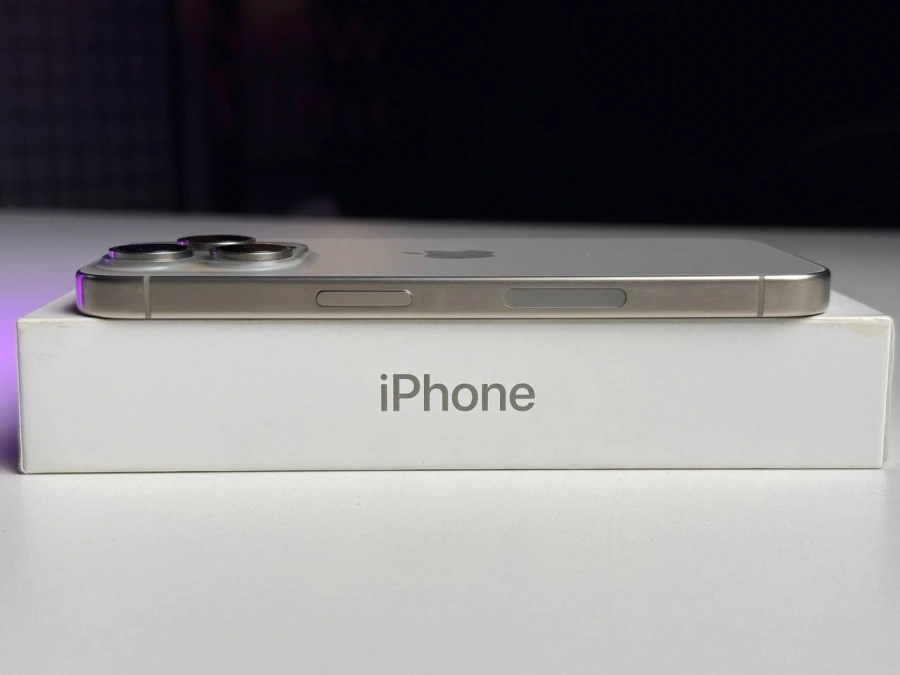 ВЖИВАНИЙ Apple iPhone 15 Pro 256GB Natural Titanium eSim (MTQU3) - Стан: ідеальний | Акумулятор: 91% | Комплектація: повний | Гарантія: 3 міс.