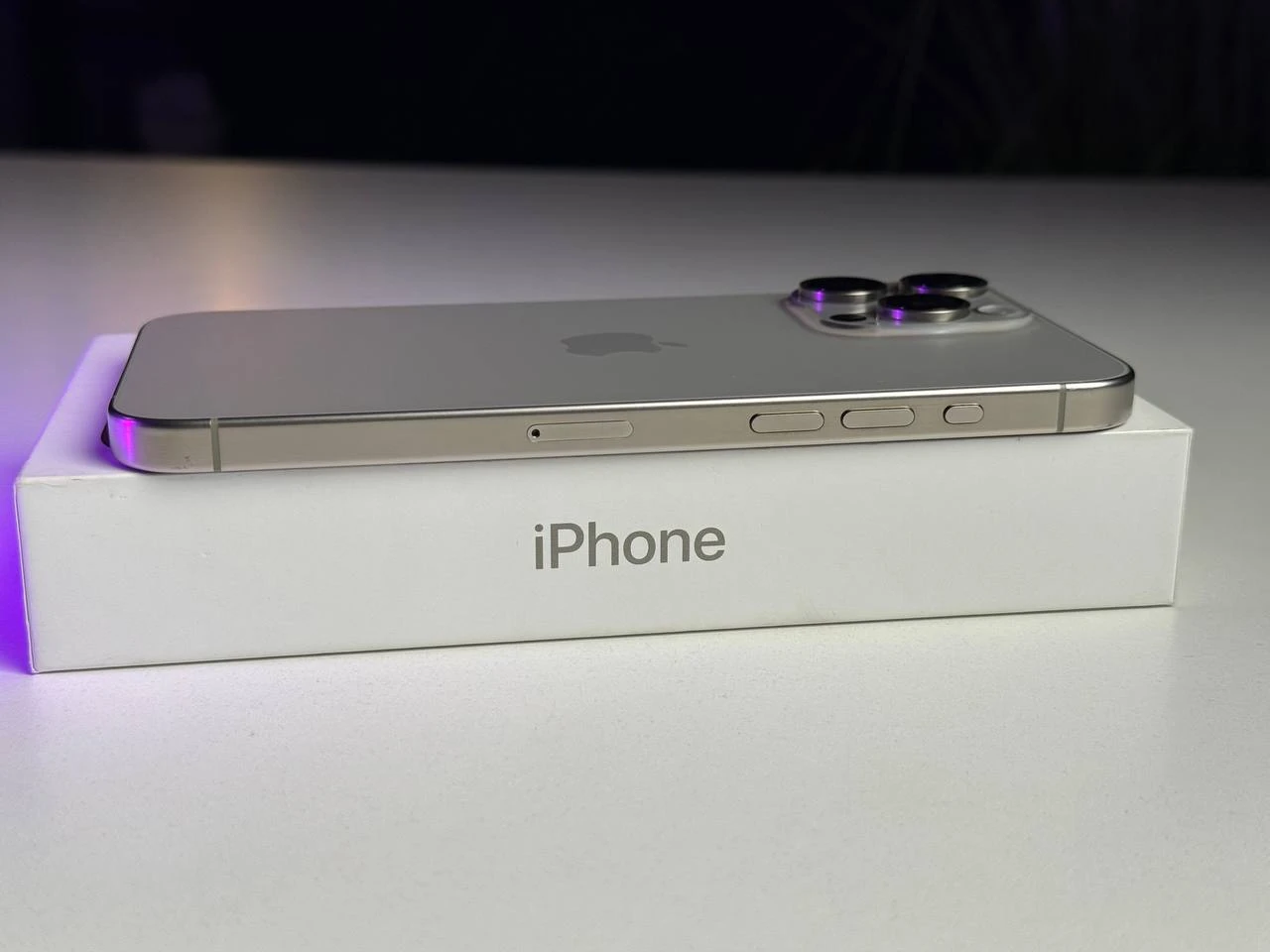 Б/У Apple iPhone 15 Pro Max 256GB Natural Titanium (MU793) - Состояние: хороший | Аккумулятор: 86% | Комплектация: полный | Гарантія: 3 мес.