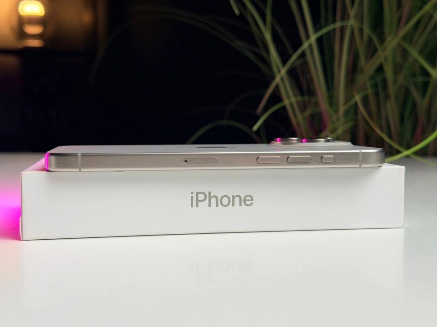 Б/У Apple iPhone 15 Pro Max 256GB Natural Titanium (MU793) - Состояние: идеальный | Аккумулятор: 89% | Комплектация: полный | Гарантія: 3 мес.