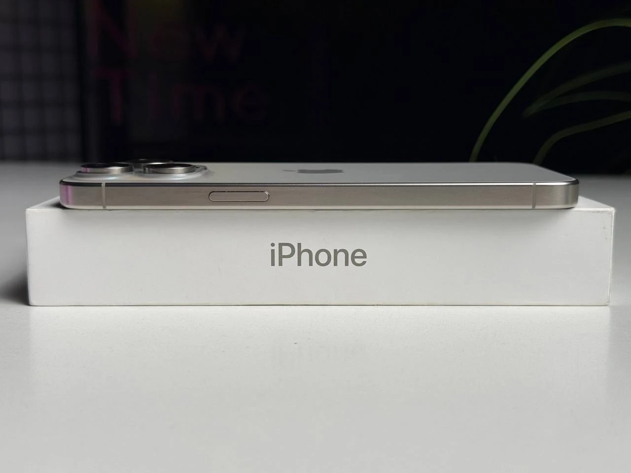 Б/У Apple iPhone 15 Pro Max 256GB Natural Titanium (MU793) - Состояние: идеальный | Аккумулятор: 89% | Комплектация: полный | Гарантія: 1 мес.