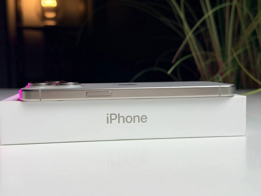 Б/У Apple iPhone 15 Pro Max 256GB Natural Titanium (MU793) - Состояние: идеальный | Аккумулятор: 89% | Комплектация: полный | Гарантія: 3 мес.