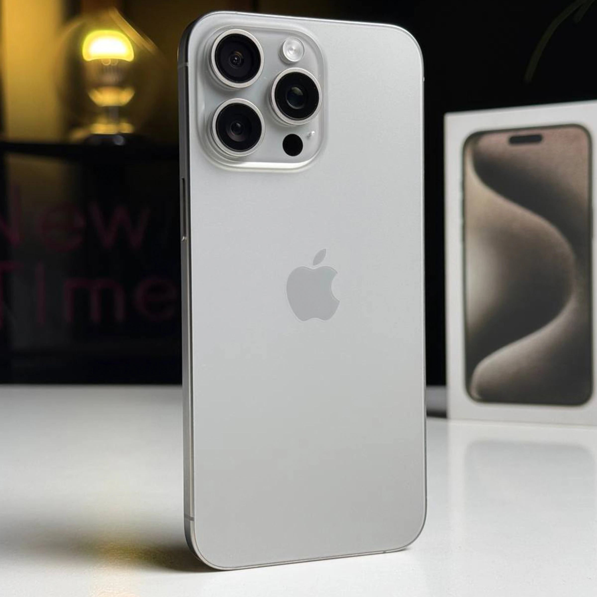 ВЖИВАНИЙ Apple iPhone 15 Pro Max 256GB Natural Titanium (MU793) - Стан: гарний | Акумулятор: 92% | Комплектація: повний | Гарантія: 3 міс.