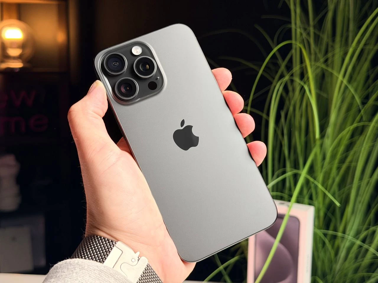 Б/У Apple iPhone 15 Pro Max 512GB Black Titanium (MU7C3) - Состояние: идеальный | Аккумулятор: 91% | Комплектация: полный | Гарантія: 3 мес.