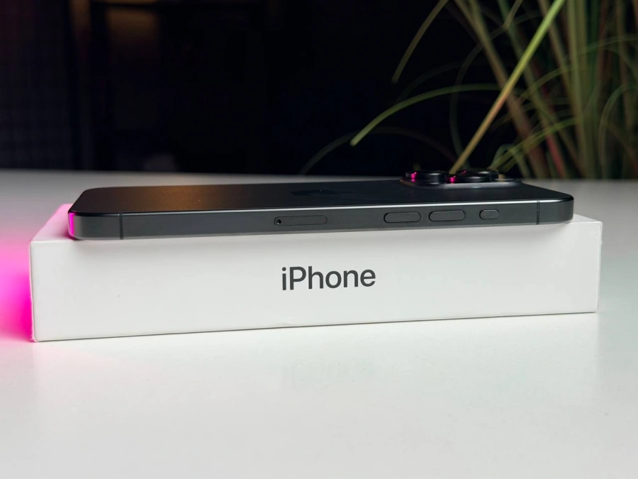 ВЖИВАНИЙ Apple iPhone 15 Pro Max 512GB Black Titanium (MU7C3) - Стан: ідеальний | Акумулятор: 91% | Комплектація: повний | Гарантія: 3 міс.