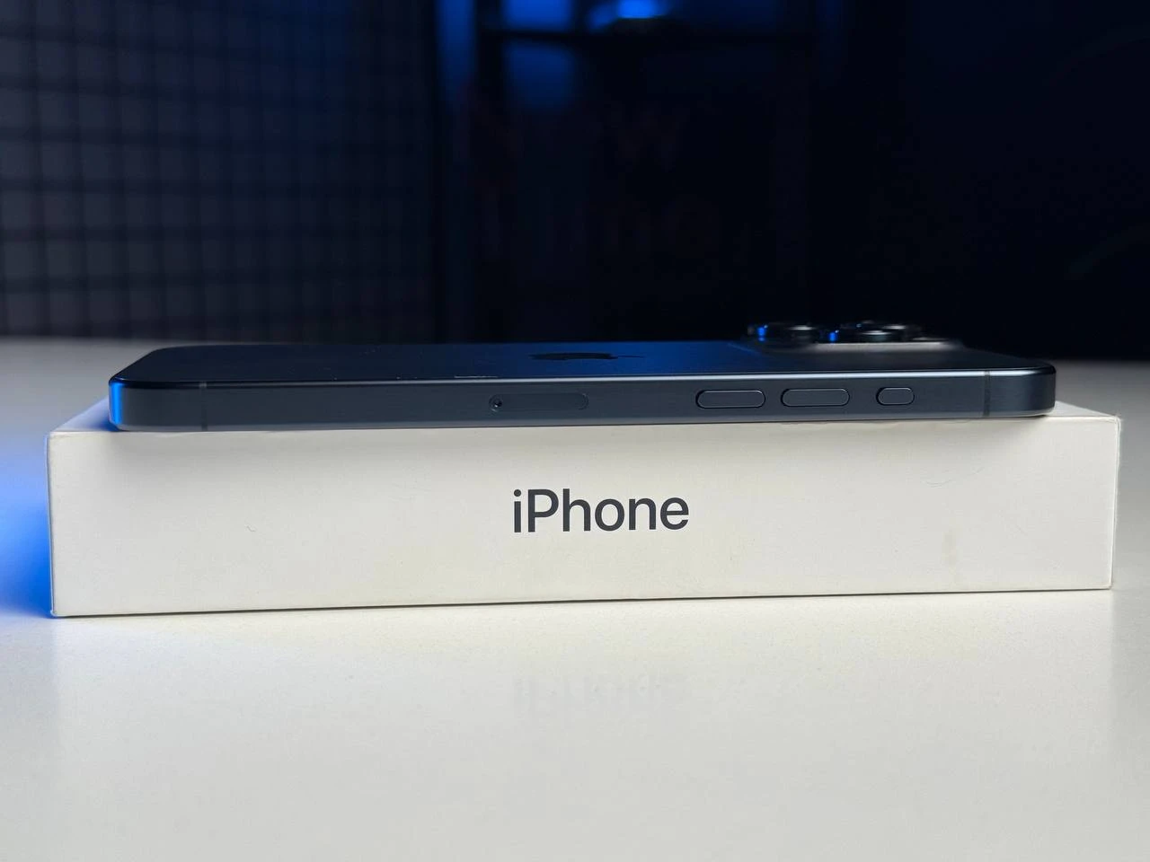 ВЖИВАНИЙ Apple iPhone 15 Pro Max 512GB Blue Titanium (MU7F3) - Стан: гарний | Акумулятор: 86% | Комплектація: повний | Гарантія: 3 міс.