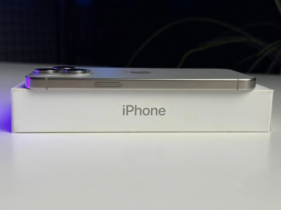 ВЖИВАНИЙ Apple iPhone 15 Pro Max 512GB Natural Titanium (MU7E3) - Стан: гарний | Акумулятор: 86% | Комплектація: повний | Гарантія: 3 міс.