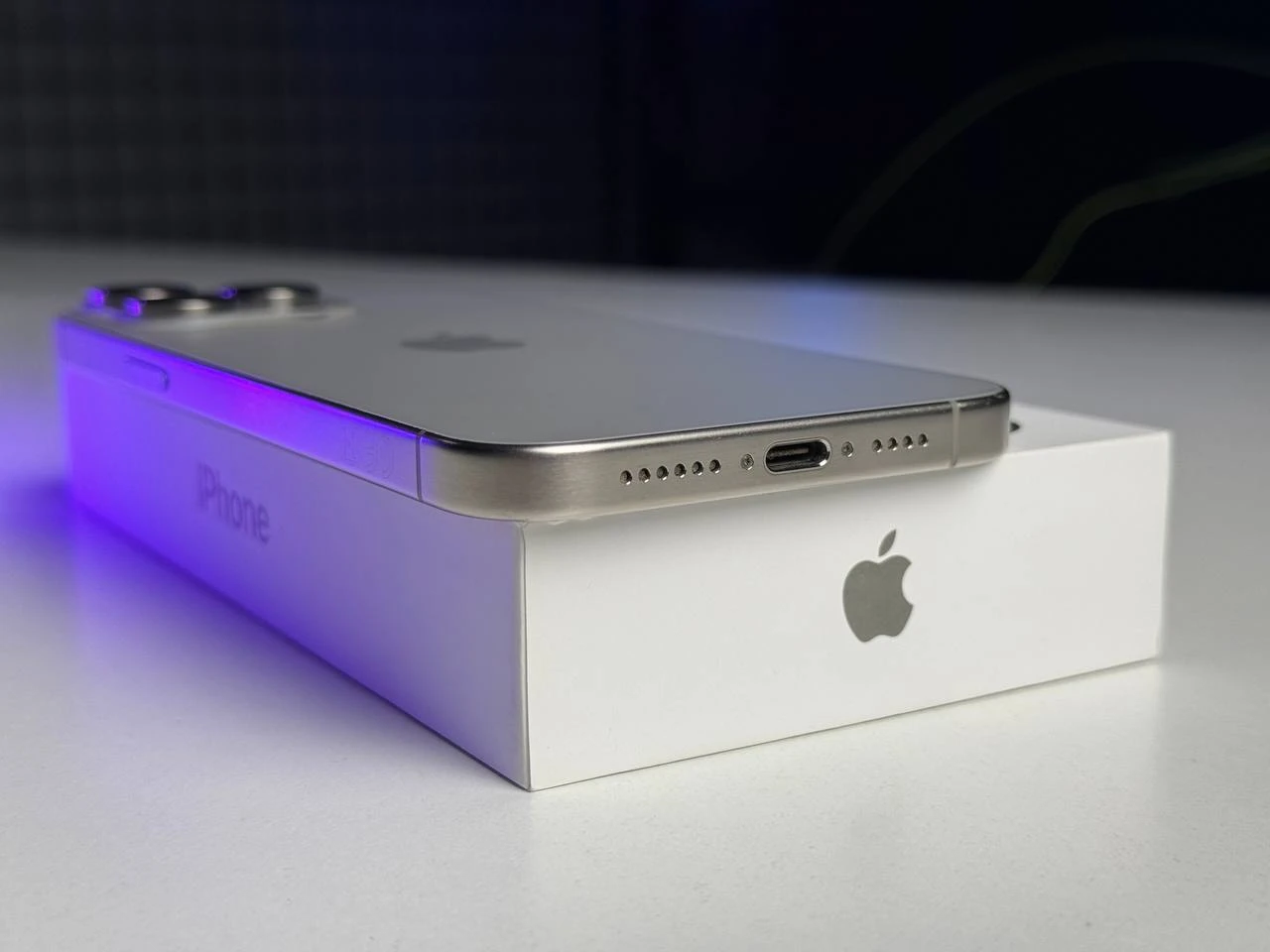 ВЖИВАНИЙ Apple iPhone 15 Pro Max 512GB Natural Titanium (MU7E3) - Стан: гарний | Акумулятор: 86% | Комплектація: повний | Гарантія: 3 міс.