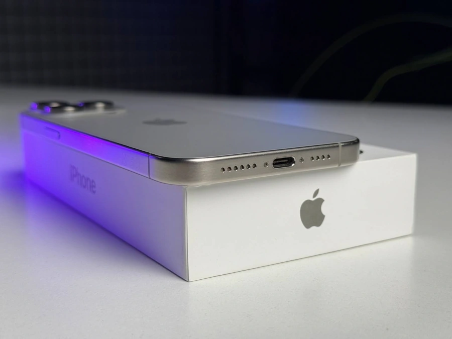 ВЖИВАНИЙ Apple iPhone 15 Pro Max 512GB Natural Titanium (MU7E3) - Стан: гарний | Акумулятор: 86% | Комплектація: повний | Гарантія: 3 міс.
