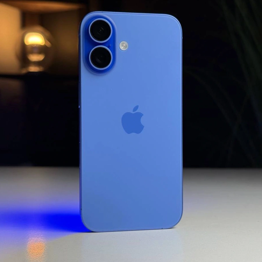 ВЖИВАНИЙ Apple iPhone 16 128GB Ultramarine (MYEC3) - Стан: ідеальний | Акумулятор: 100% | Комплектація: iPhone, кабель | Гарантія: 6 міс.