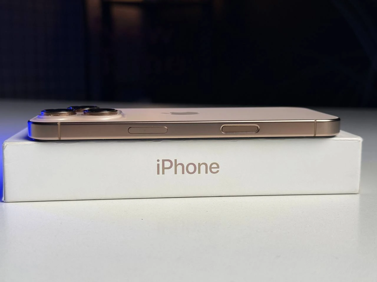 Б/У Apple iPhone 16 Pro 128GB Desert Titanium (MYNF3) - Состояние: идеальный | Аккумулятор: 93% | Комплектация: полный | Гарантія: 3 мес.