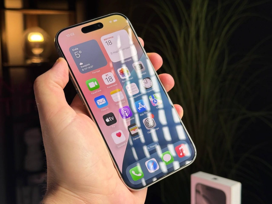 ВЖИВАНИЙ Apple iPhone 16 Pro 128GB eSim Natural Titanium (MYMD3) - Стан: ідеальний | Акумулятор: 99% | Комплектація: повний | Гарантія: 3 міс.