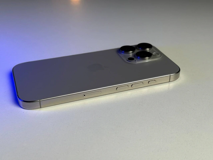 ВЖИВАНИЙ Apple iPhone 16 Pro 512GB Natural Titanium (MYNQ3) - Стан: гарний | Акумулятор: 99% | Комплектація: повний | Гарантія: 3 міс.