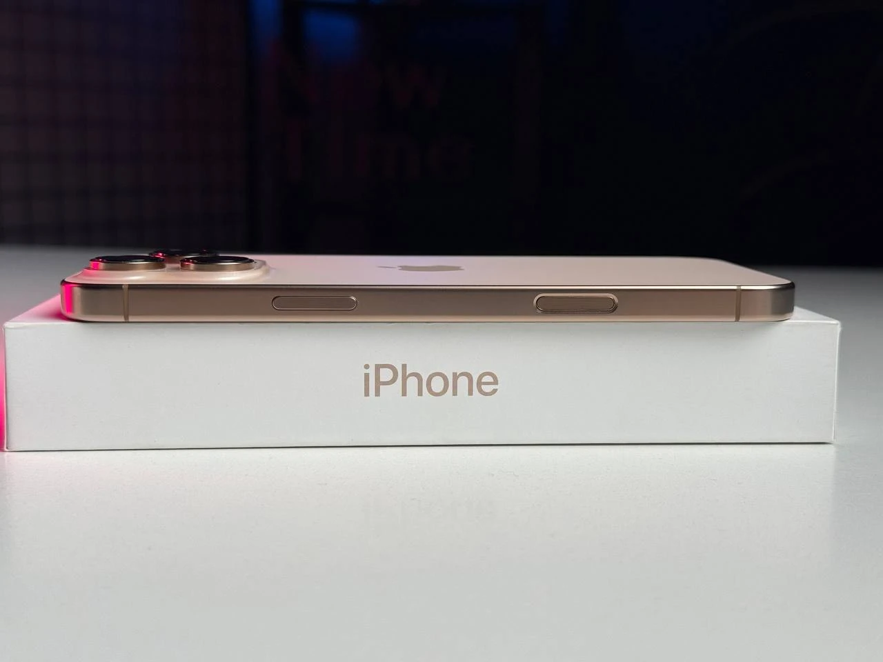 ВЖИВАНИЙ Apple iPhone 16 Pro Max 256GB Desert Titanium (MYWX3) - Стан: ідеальний | Акумулятор: 92% | Комплектація: повний | Гарантія: 3 міс.