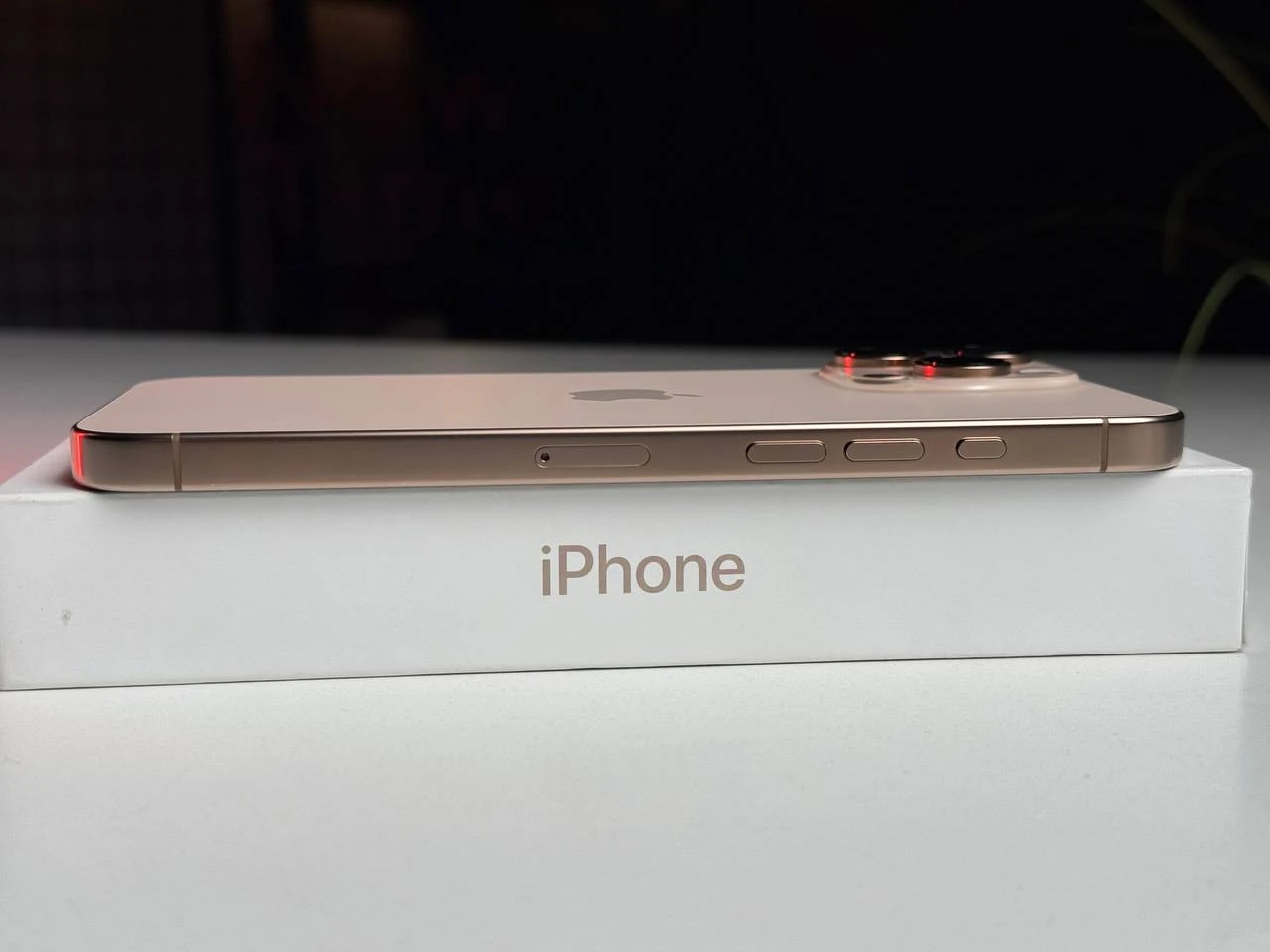 ВЖИВАНИЙ Apple iPhone 16 Pro Max 256GB Desert Titanium (MYWX3) - Стан: ідеальний | Акумулятор: 96% | Комплектація: повний | Гарантія: 3 міс.