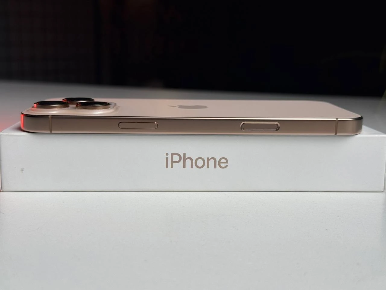 ВЖИВАНИЙ Apple iPhone 16 Pro Max 256GB Desert Titanium (MYWX3) - Стан: ідеальний | Акумулятор: 96% | Комплектація: повний | Гарантія: 3 міс.