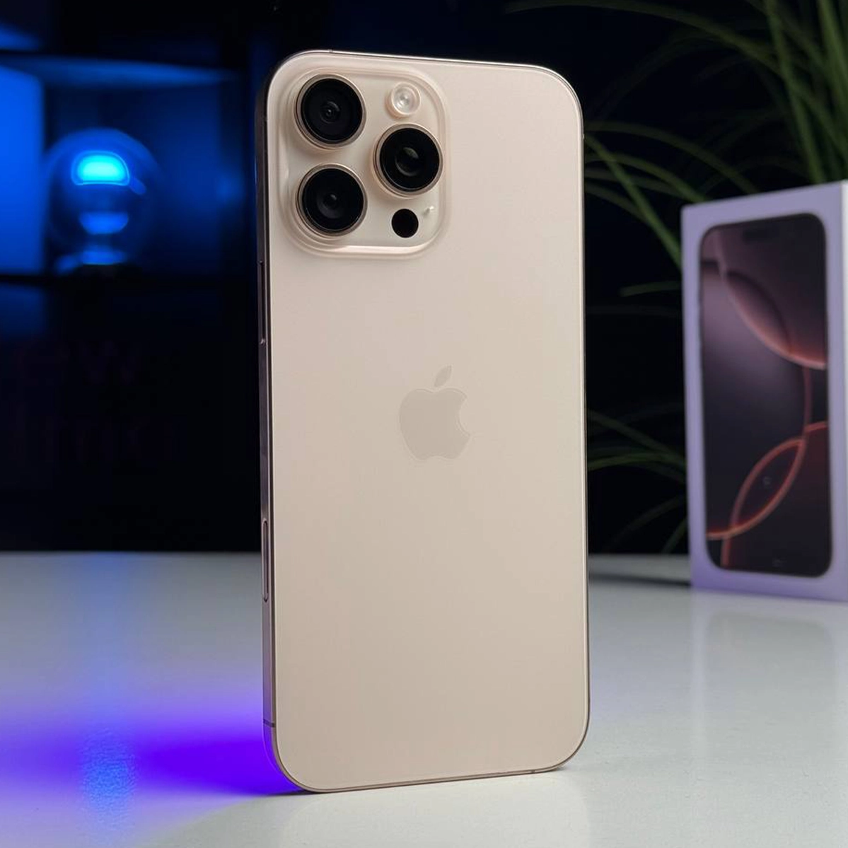 ВЖИВАНИЙ Apple iPhone 16 Pro Max 256GB eSim Desert Titanium (MYW53) - Стан: ідеальний | Акумулятор: 100% | Комплектація: повний | Гарантія: 3 міс.