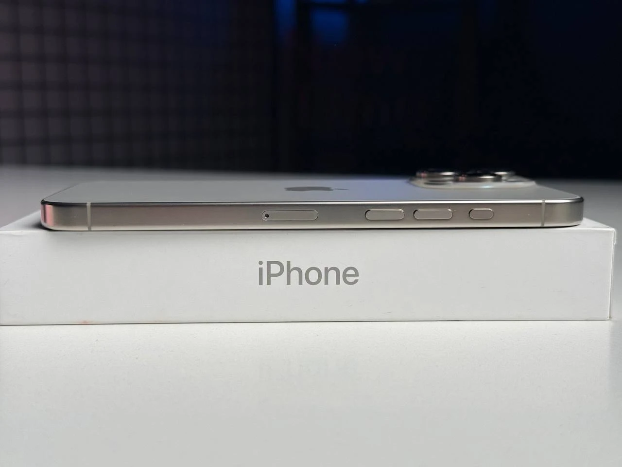 ВЖИВАНИЙ Apple iPhone 16 Pro Max 256GB Natural Titanium (MYWY3) - Стан: ідеальний | Акумулятор: 93% | Комплектація: повний | Гарантія: 3 міс.