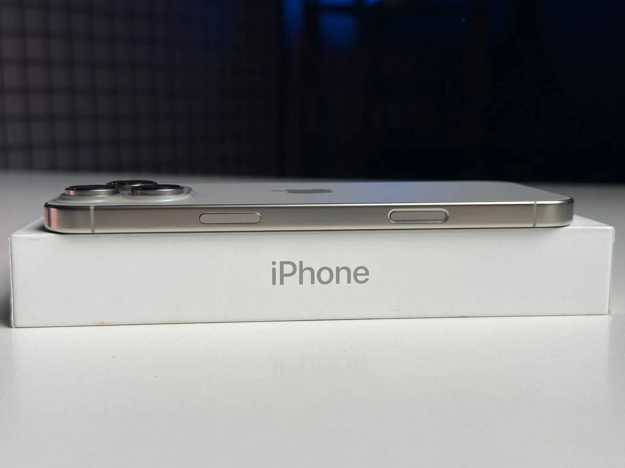 ВЖИВАНИЙ Apple iPhone 16 Pro Max 256GB Natural Titanium (MYWY3) - Стан: ідеальний | Акумулятор: 93% | Комплектація: повний | Гарантія: 3 міс.