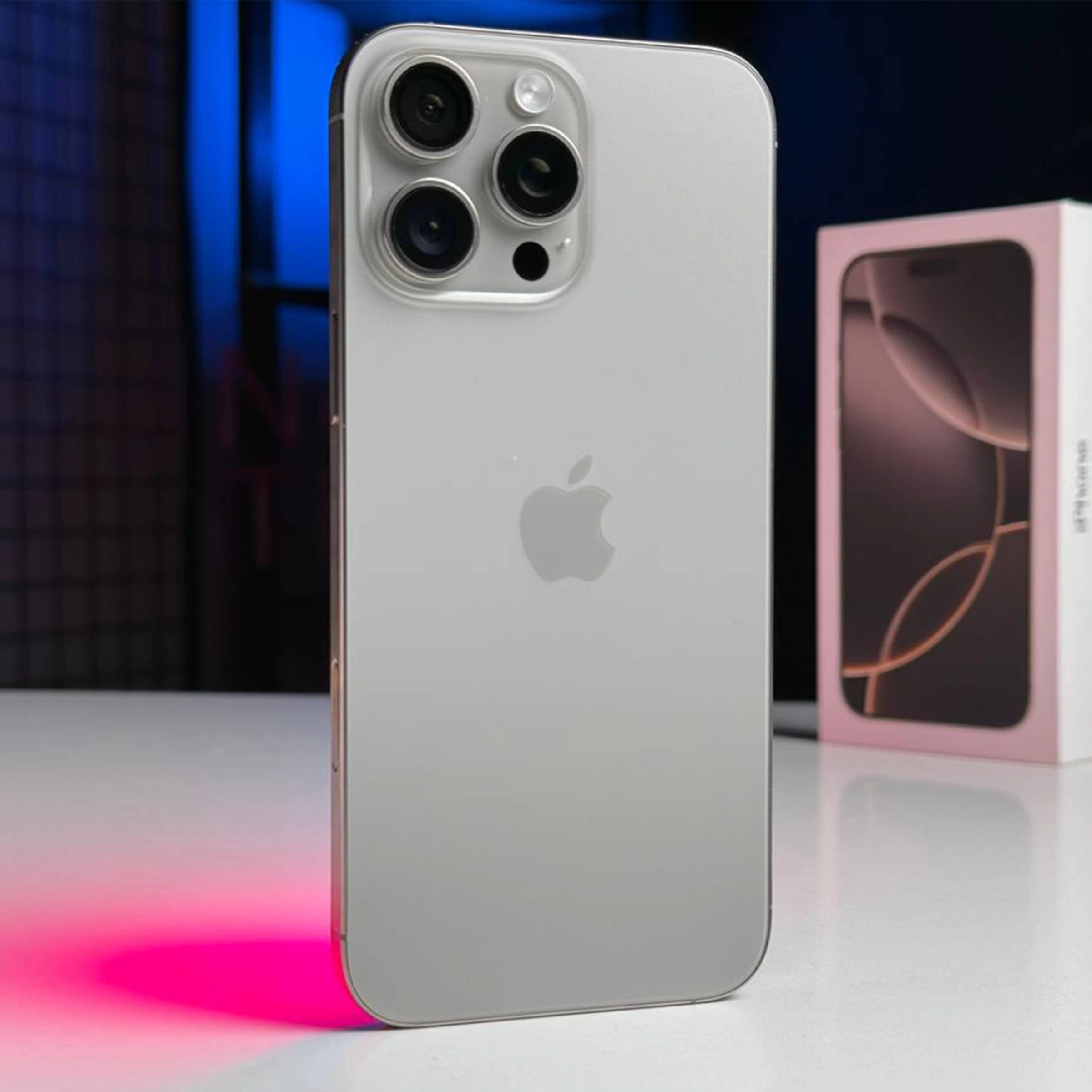 ВЖИВАНИЙ Apple iPhone 16 Pro Max 256GB Natural Titanium (MYWY3) - Стан: ідеальний | Акумулятор: 93% | Комплектація: повний | Гарантія: 3 міс.