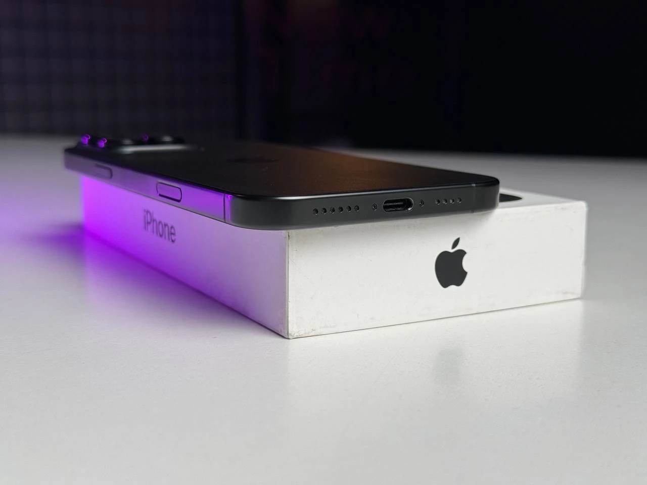 Б/У Apple iPhone 16 Pro Max 512GB Black Titanium (MYX03) - Состояние: идеальный | Аккумулятор: 100% | Комплектация: полный | Гарантія: 3 мес.