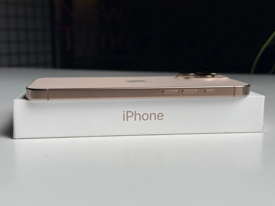 Б/У Apple iPhone 16 Pro Max 512GB eSim Desert Titanium (MYW93) - Состояние: идеальный | Аккумулятор: 94% | Комплектация: полный | Гарантія: 1 мес.