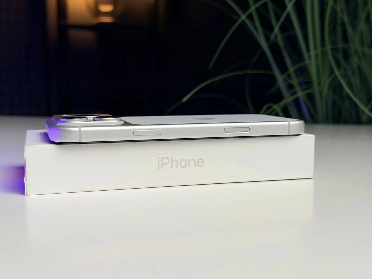 ВИТРИННЫЙ Apple iPhone 17 Pro Max 256GB Silver (MFYM4) - Состояние: идеальный | Аккумулятор: 100% | Комплектация: полный | Гарантія: 3 мес.