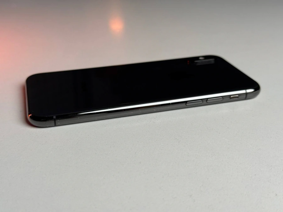 ВЖИВАНИЙ Apple iPhone X 256GB Space Gray (MQAF2) | Стан: гарний | Акумулятор: 100% | Гарантія: 3 місяці | Комплект: кабель, коробка